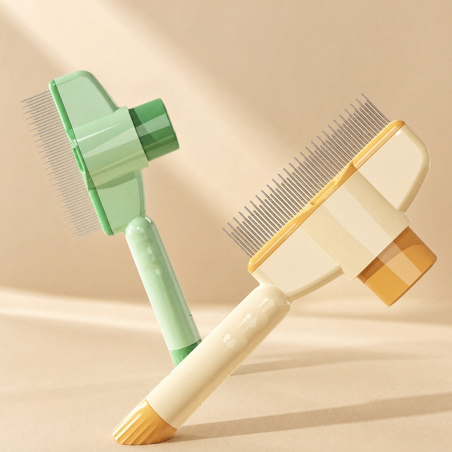 MochiCat OnePress™ Self-Cleaning Fur Brush